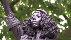 Edward Colston statue replaced by sculpture of black protester News Clip