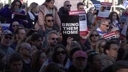 Vigil held in Parliament Square for the victims of the Hamas attack News Clip
