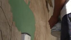 CLEAN : Greek 'neo-muralist' draws on mythology to depict pandemic News Clip