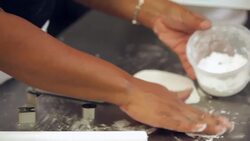 How to Put a Name on a Baseball Cap Cake for a Kids' Party Instructional Video