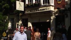 UK coronavirus: Privacy concerns over contact-tracing rules News Clip