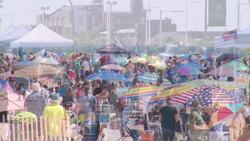 Record crowds of over 106,000 watch practice show of Bethpage Air Show News Clip