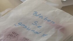 CLEAN : Refugees in Germany rally help in virus battle News Clip