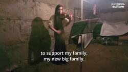Violinist becomes social media sensation after playing from Kharkiv bomb shelter News Clip