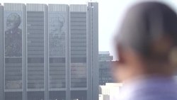 VOICED : En Sudafrica el largo y doloroso regreso de los habitantes expulsados de un barrio News Clip