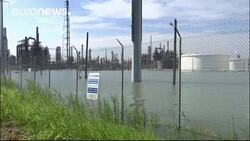 Hurricane Harvey pushes up petrol prices, but ‘economic outlook positive’ News Clip