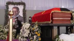 CLEAN : Angolans pays homage to ex-leader dos Santos News Clip