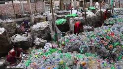 Plastic bottle recycling factory Stock Footage