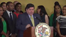 Illinois legalizes recreational marijuana News Clip