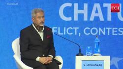 Jaishankar reveals reason for shift from 'India' to ‘Bharat’ News Clip