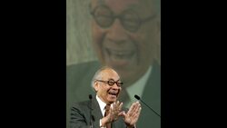 Architect who designed Louvre Pyramid dies at 102 Instructional Video