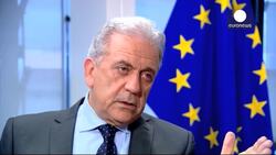 Migrant crisis: EU ‘dream’ in jeopardy, says Avramopoulos News Clip