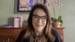 Robin Stern - The Gaslight Effect: The Hidden Manipulation Others Use to Control Your Life Instructional Video