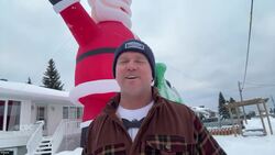 #TheMoment a 40-foot inflatable Santa spread Christmas cheer in Timmins, Ont. News Clip