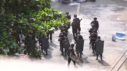 CLEAN : Yangon protesters retreat in smoke as security forces clear barricades News Clip