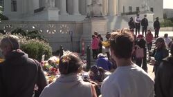 CLEAN : Vigil after death of Supreme Court Justice Ruth Bader Ginsburg News Clip