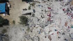 VOICED : Al menos 7 muertos, 4 de ellos niños, por bombardeos rusos en Siria (ONG) News Clip