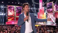 Shawn Mendes wins International Achievement Award News Clip