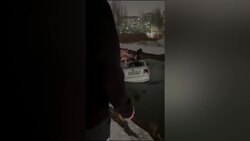 Boy lifted from sinking car after it plunges into canal Instructional Video