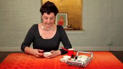 How to Use Essential Oils with Henna Instructional Video