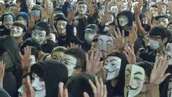 Defiant HK protesters mark one-month ban on masks News Clip