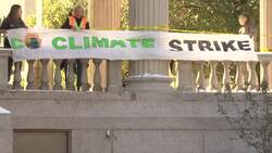 Greta Thunberg on politicians: 'How dare they' News Clip