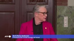 VOICED : Periodistas filipina Maria Ressa y ruso Dimitri Muratov ganan el Nobel de la Paz News Clip