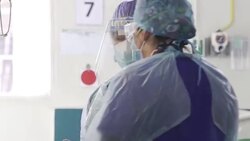 VOICED : Chile ante la paradoja de una vacunación veloz y un covid sin tregua News Clip