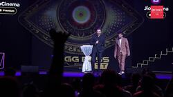 Anil Kapoor Cracks Up with Munawar Faruqui! Inside the BIGG BOSS OTT 3 Press Conference News Clip