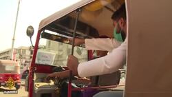 Iraq protests: Tuk-tuk drivers making an impact News Clip
