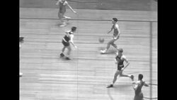 Kentucky beats Notre Dame 71-66 in college basketball action News Clip