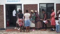 CLEAN : Crowd-funded Zimbabwean clinic provides free medical services News Clip