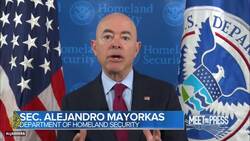 Photos of crowded US detention centres put pressure on Biden News Clip