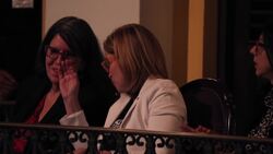 Elizabeth Warren pledges to help Puerto Rico News Clip