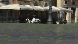 Italy's landmarks deserted amid virus fears Instructional Video