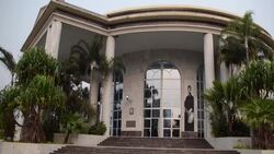 CLEAN : Sixty years of independence in Congo: the vestiges of colonialism still decorate the capital News Clip