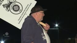 Picket line at the Toronto CP railyard News Clip