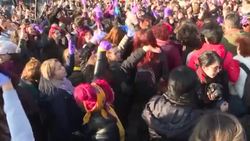 CLEAN : Chilean feminist anthem against rape echoes in Istanbul News Clip
