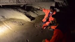 CLEAN : Indonesia: Houses submerged in cold lava after Mount Semeru erupts News Clip