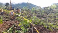 CLEAN : Mothers react to their children's deaths caused by mudslide in Colombia News Clip