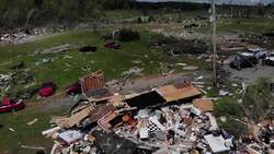 Severe weather ravages Southern states News Clip