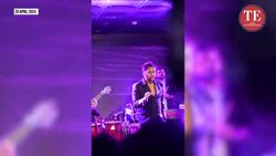 Sukhwinder Singh Singing Song News Clip