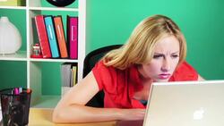 Quick Tips: How to Zoom In and Out on a Mac's Web Browser Instructional Video