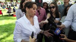 Harris, Sanders campaign in Iowa News Clip