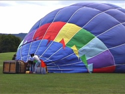 Explorando solidos, líquidos y gases: gases Instructional Video