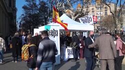 CLEAN : Thousands protest in Barcelona calling for the use of Catalan in schools News Clip