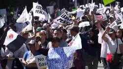 Angry protests in Mexico over gas price hikes News Clip