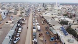 CLEAN : Syrians flee toward Turkish border as regime presses Idlib offensive News Clip