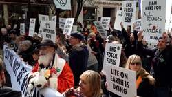 London 2012 gold medallist attends XR protest in London News Clip