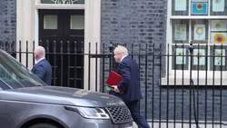 Boris Johnson leaves Number 10 to attend PMQs in the Commons News Clip